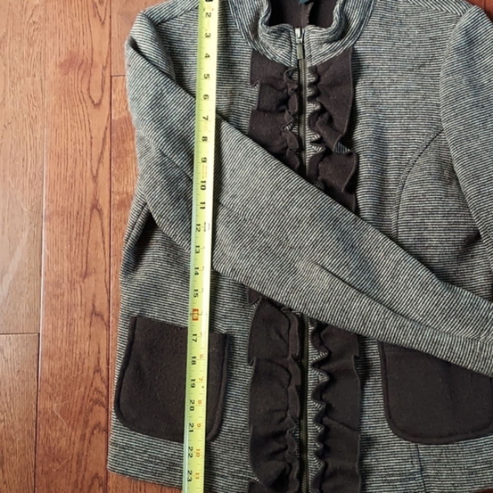 Jacket with Ruffle Detail - Picture 8 of 9